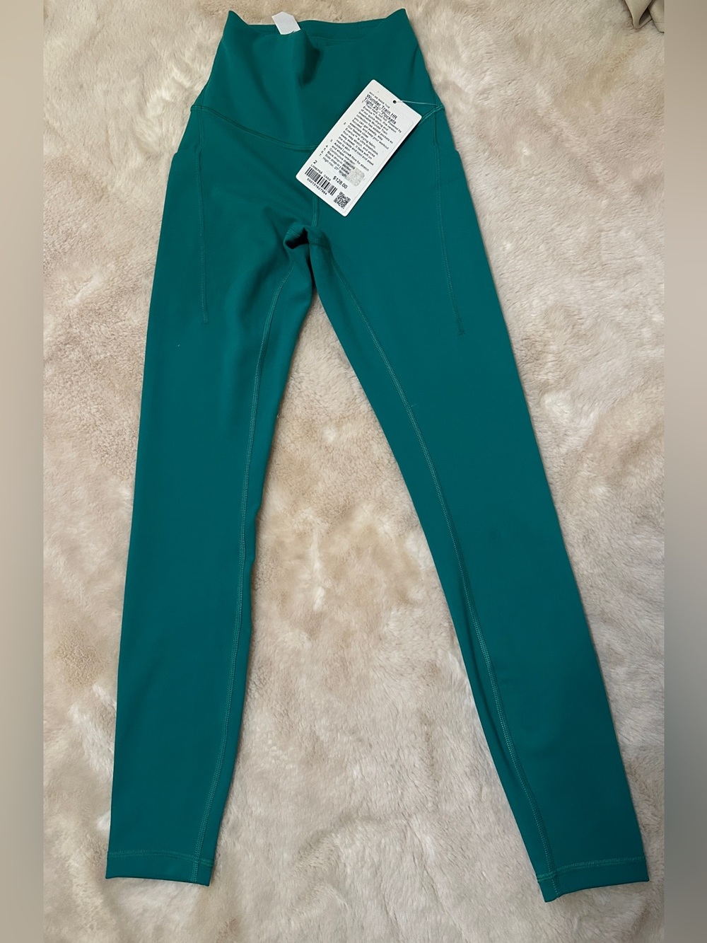 Lululemon Wunder Train HR Tight 25” Pockets Size 2 NWT